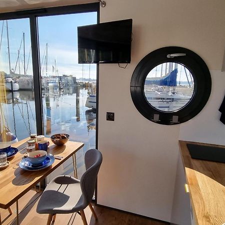 Hausboot Hilja Ξενοδοχείο Σλέσβιχ Εξωτερικό φωτογραφία